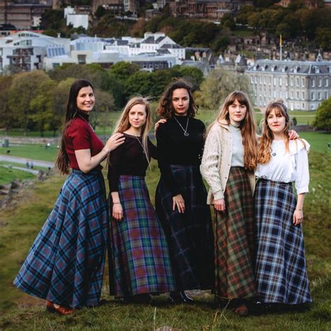 scotland plaid skirt